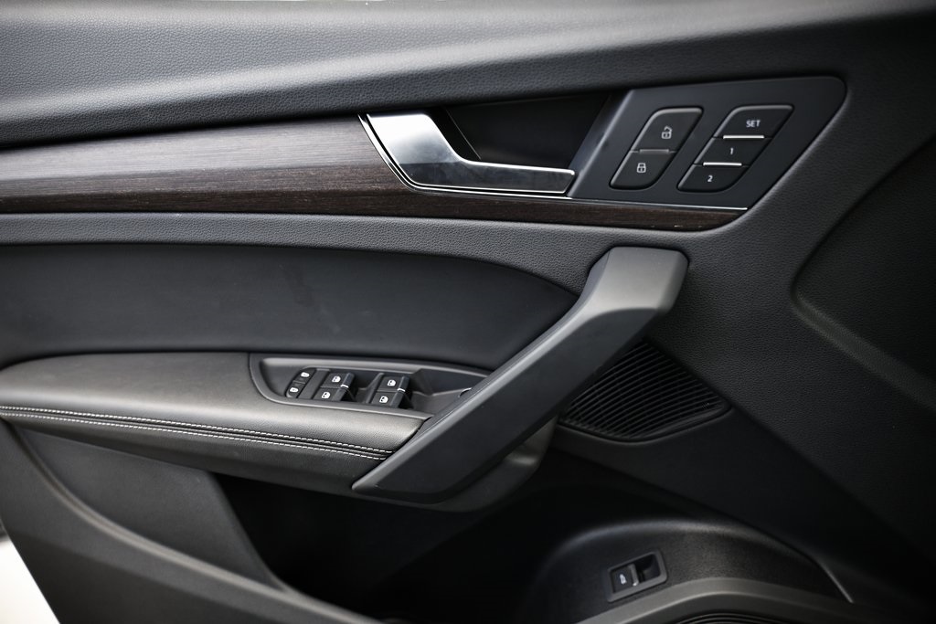 2024 Audi Q5 45 S line Premium Plus photo 13