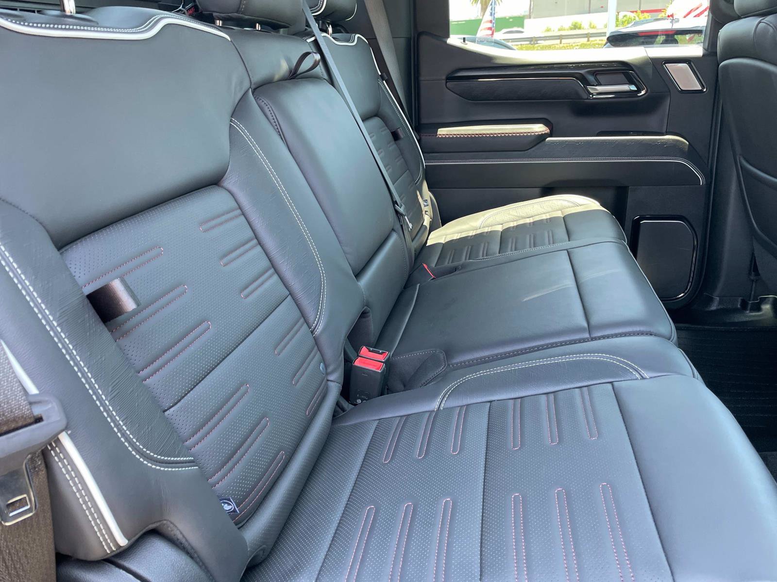 2024 Gmc Sierra 1500 AT4X photo 23