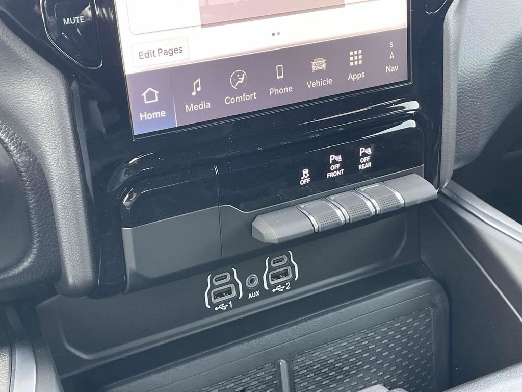 2025 Ram 1500 Big Horn Lone Star photo 33