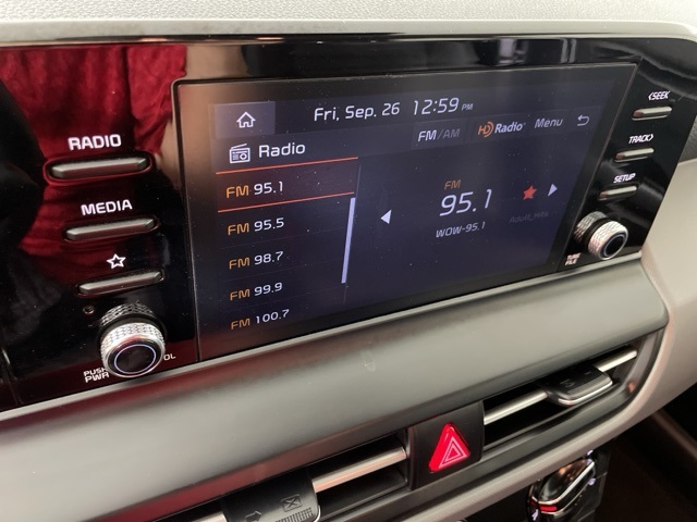 2024 Kia Seltos LX photo 22