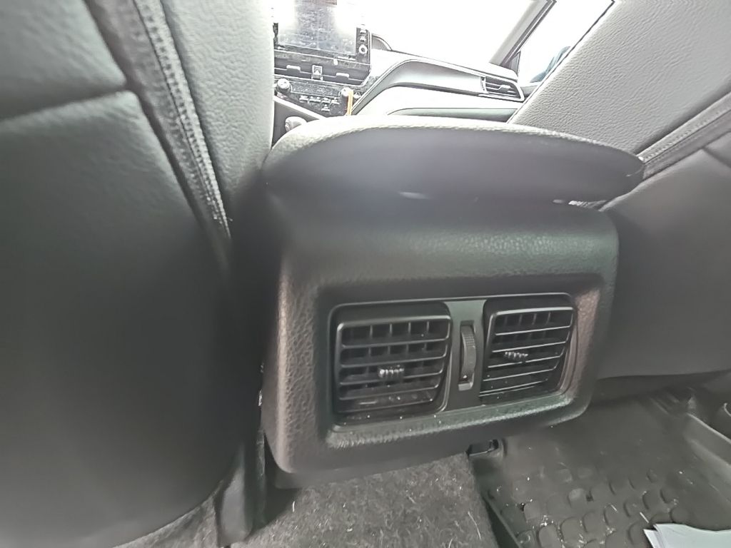 2022 Toyota Camry XSE photo 13