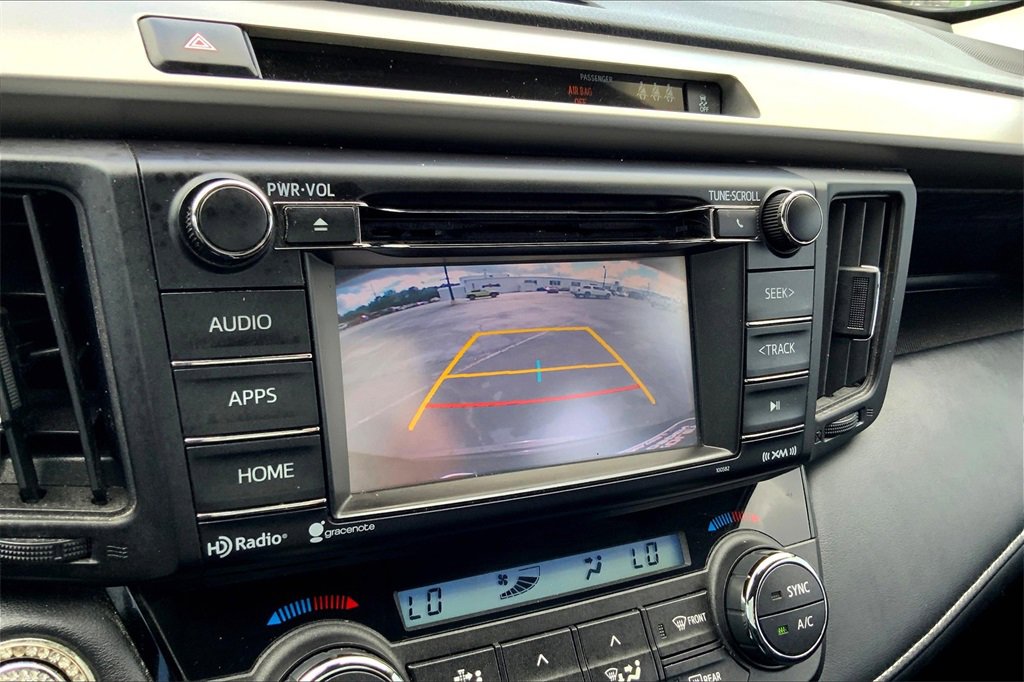 2018 Toyota RAV4 XLE photo 20