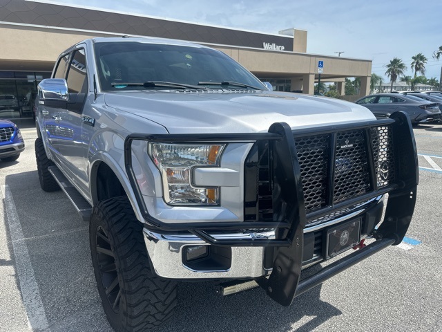 2017 Ford F-150 Lariat photo 3