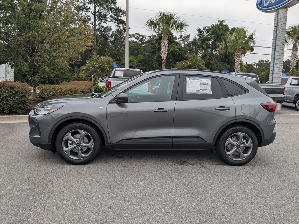 2025 Ford Escape Hybrid ST-Line photo 4
