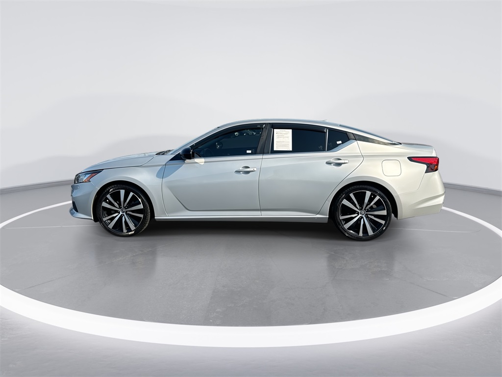 2020 Nissan Altima 2.5 SR photo 5