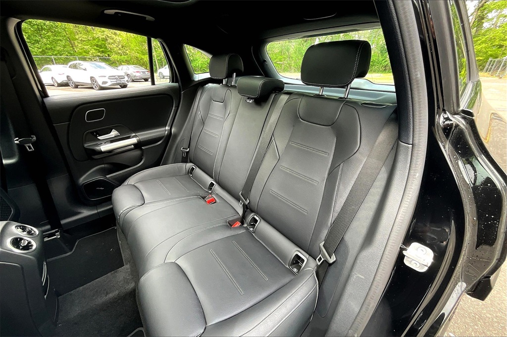 2024 Mercedes Benz GLA 35 AMG 4MATIC photo 27