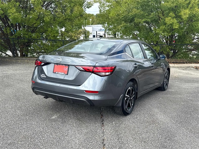 2025 Nissan Sentra SV photo 4