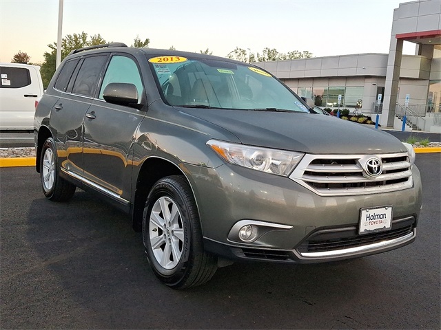 2013 Toyota Highlander Base photo 2