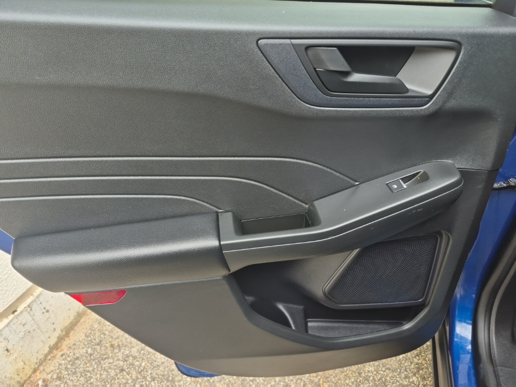 2022 Ford Escape SE photo 10