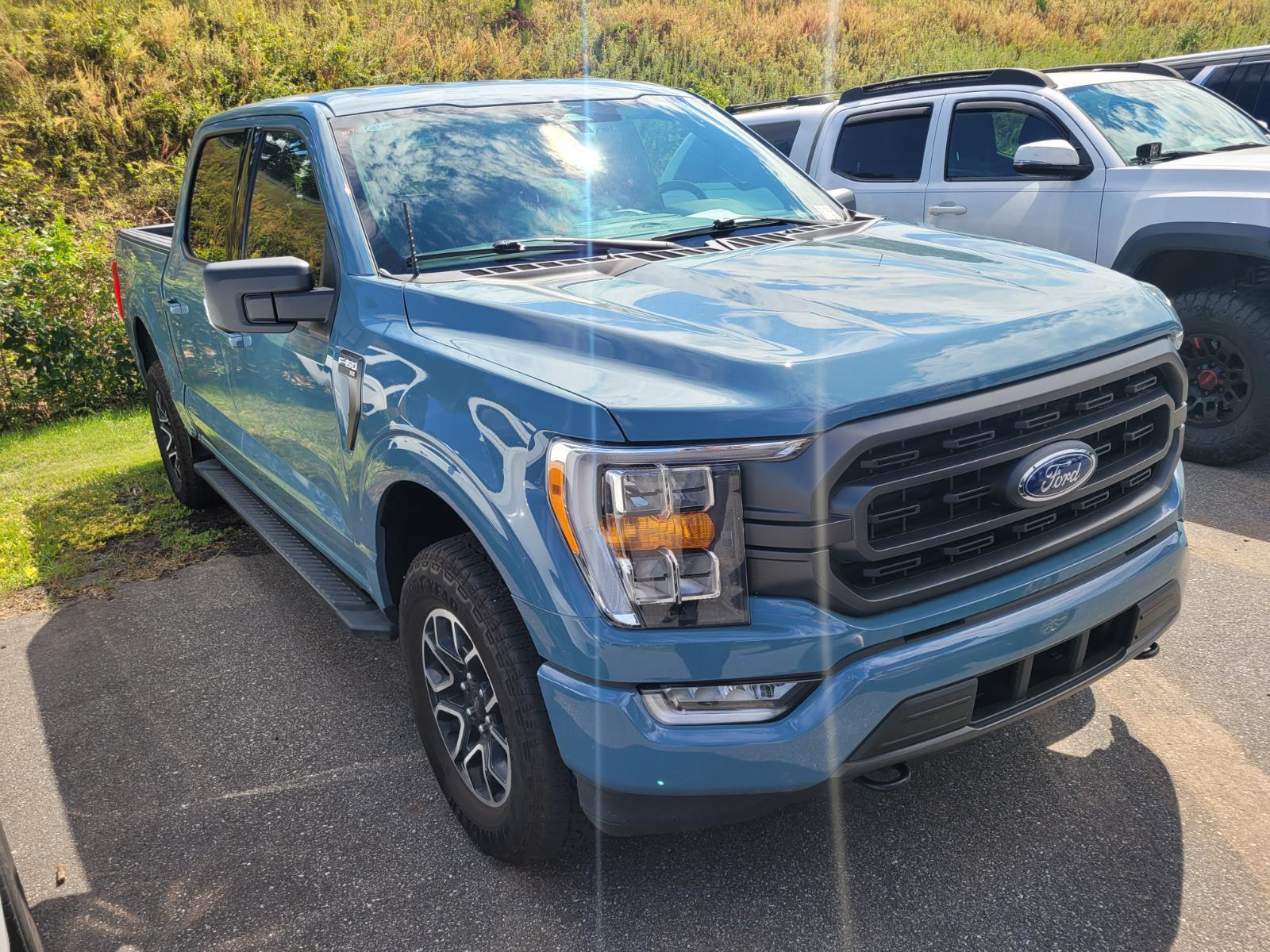 2023 Ford F-150 XLT photo 3