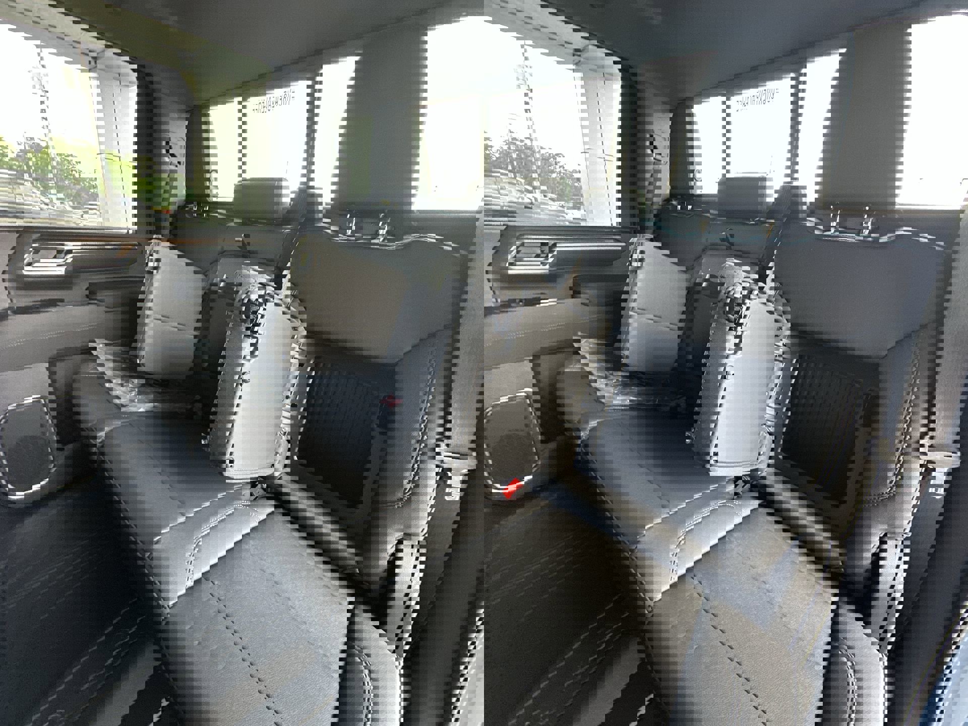 2025 Chevrolet Silverado 3500HD LT photo 35