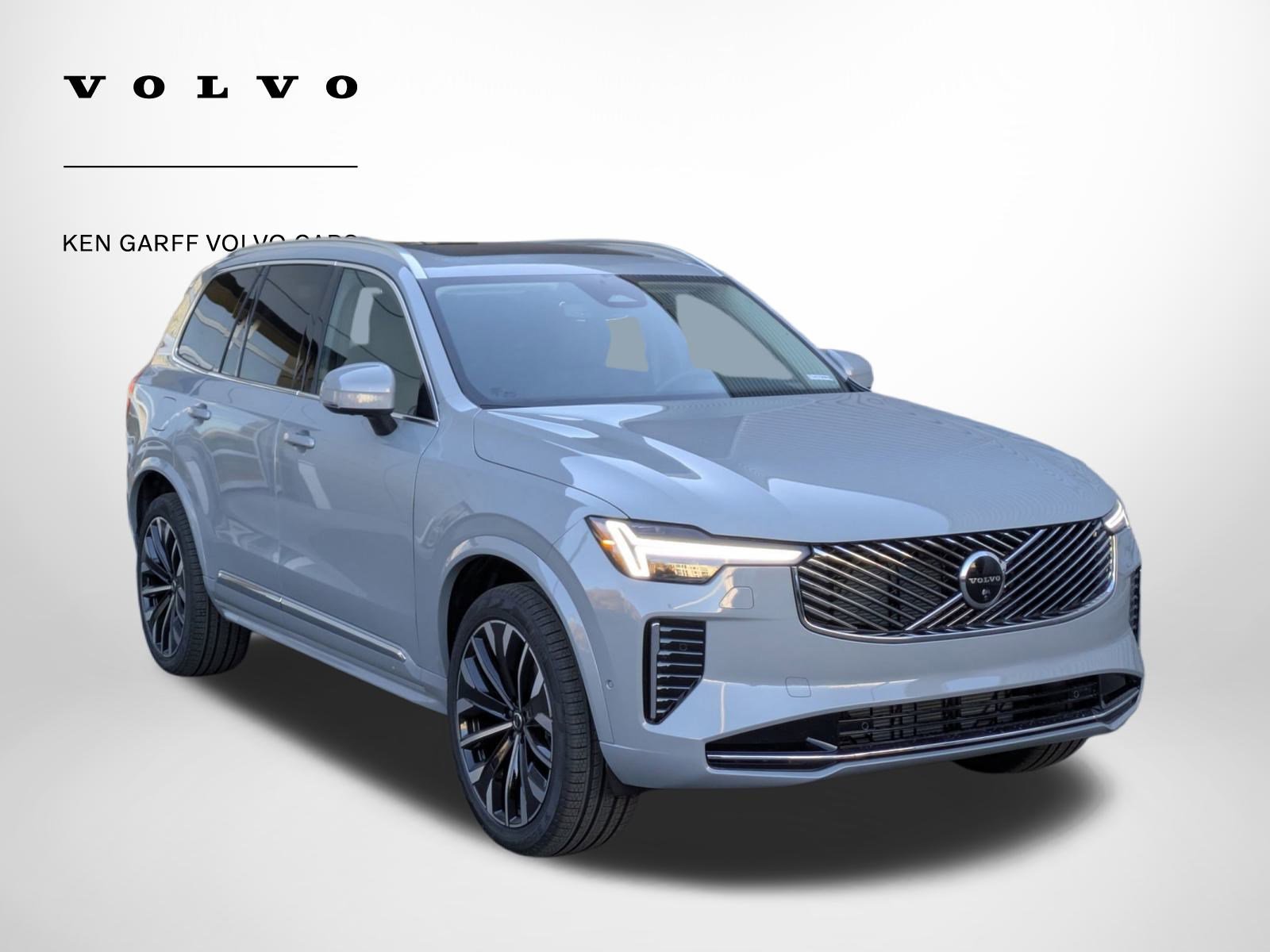 2026 Volvo XC90 Plus's photo