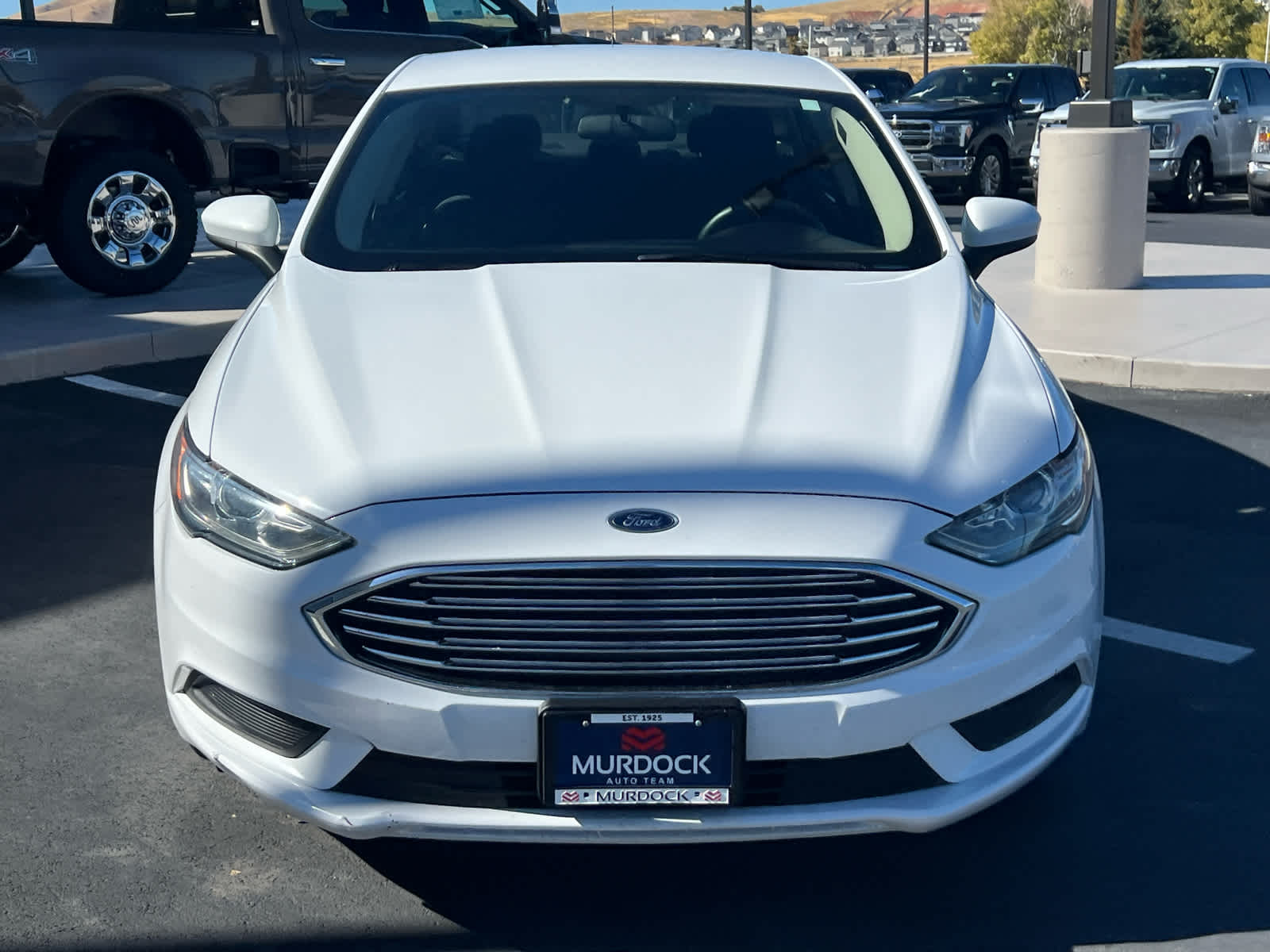 2017 Ford Fusion SE photo 2