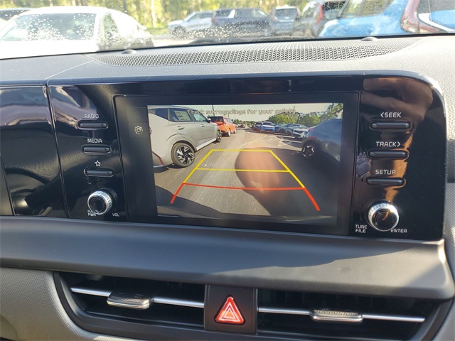 2025 Kia Seltos LX photo 17