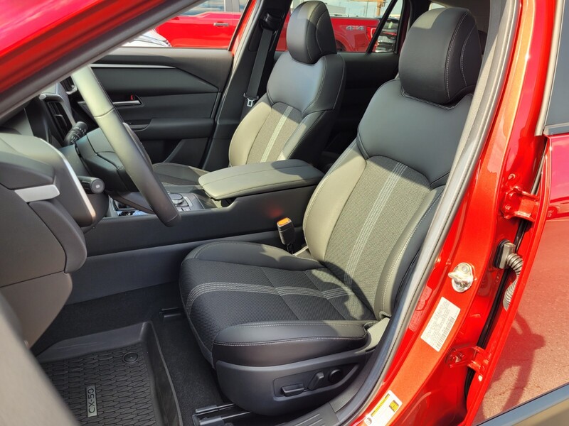 2025 Mazda CX-50 2.5 S Premium photo 4