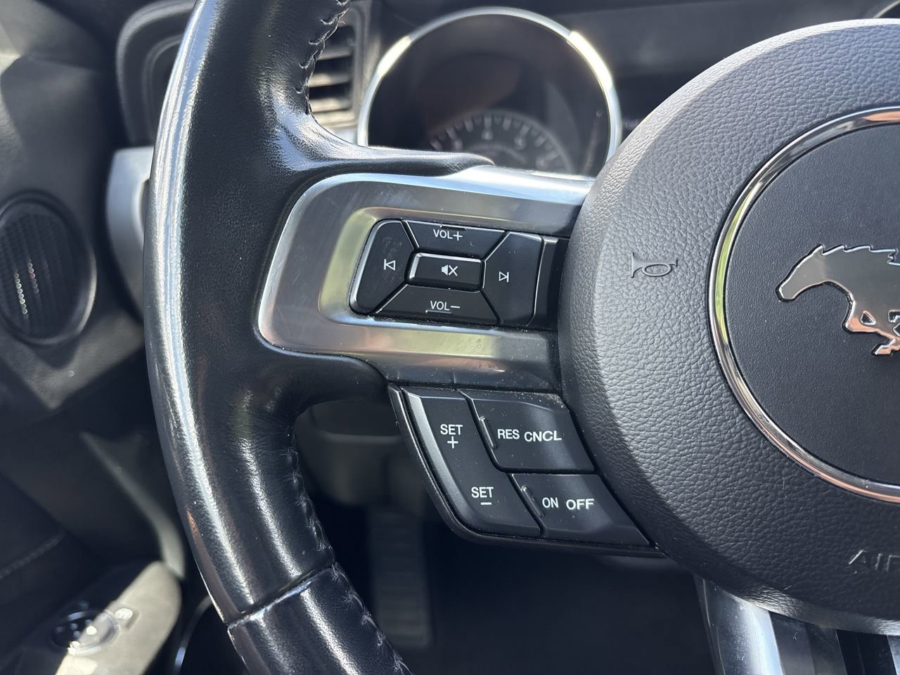 2023 Ford Mustang EcoBoost Premium photo 26