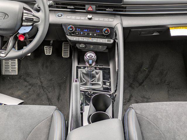 2025 Hyundai Elantra N Base photo 17