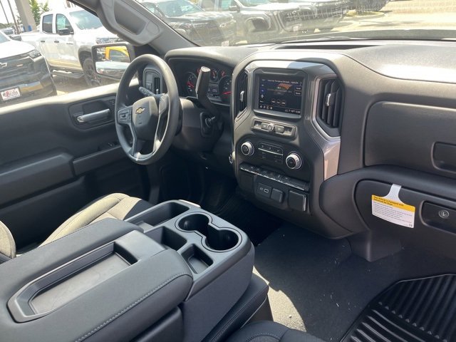 2026 Chevrolet Silverado 1500 Custom photo 14