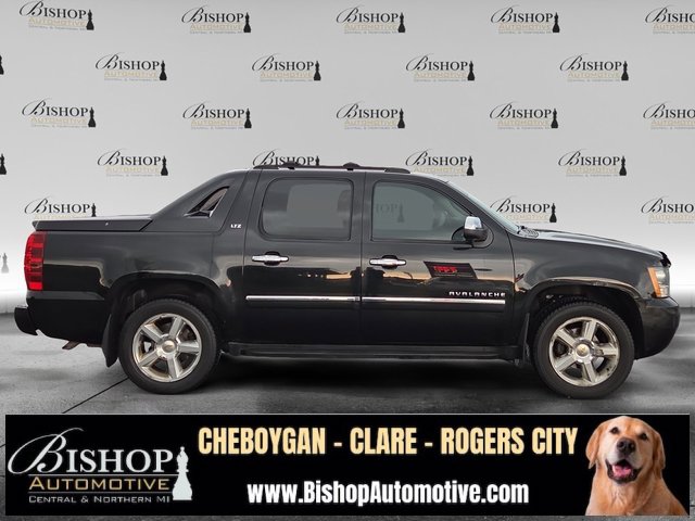 2012 Chevrolet Avalanche LTZ photo 5