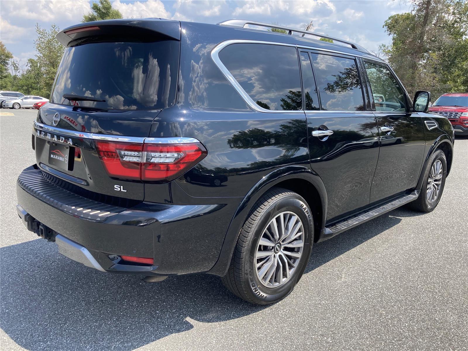 2023 Nissan Armada SL photo 6