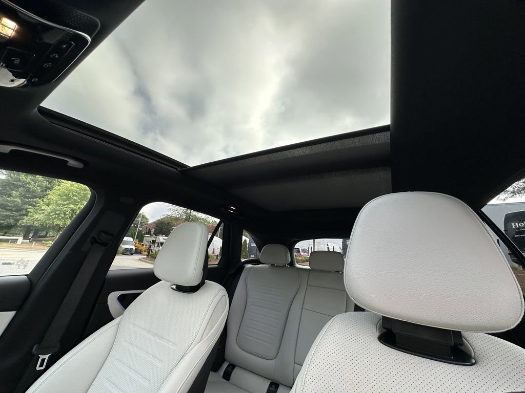 2025 Mercedes Benz GLC 350e 4MATIC photo 33