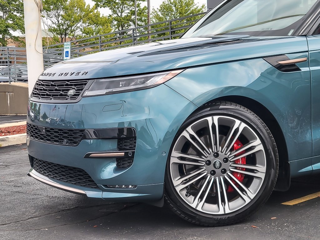 2024 Land Rover Range Rover Sport P400 Dynamic SE photo 2