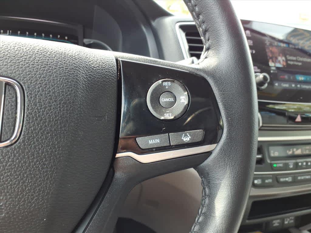2022 Honda Pilot SE photo 22