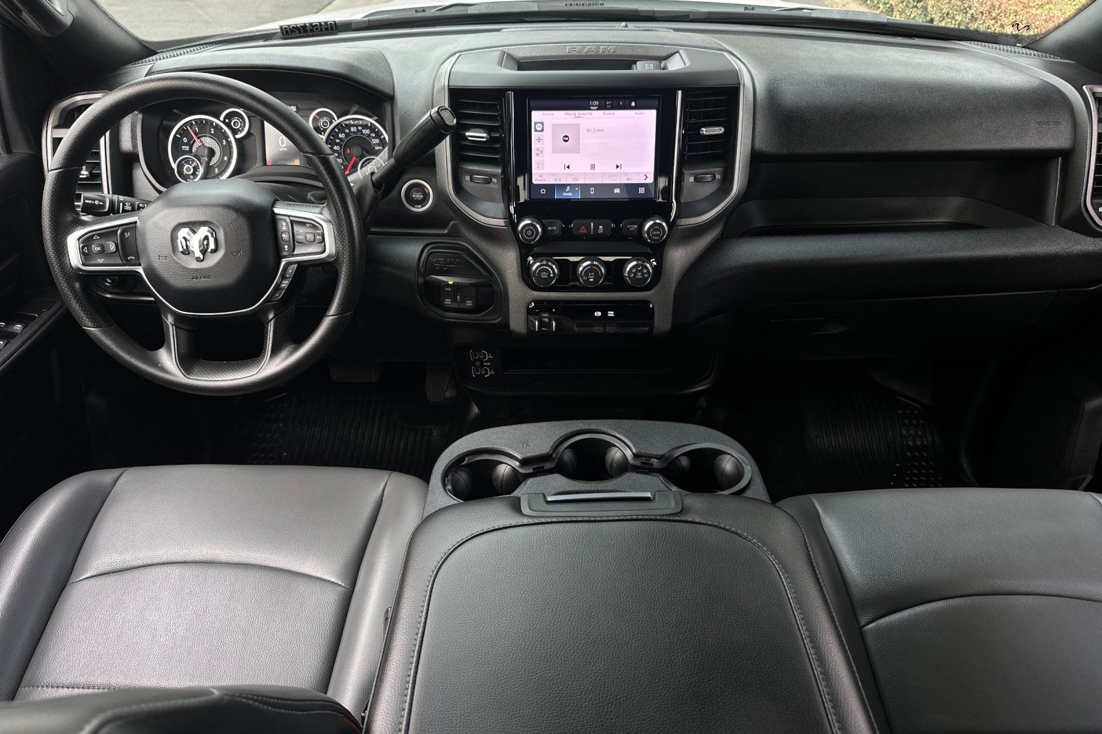 2025 Ram 2500 Tradesman photo 3