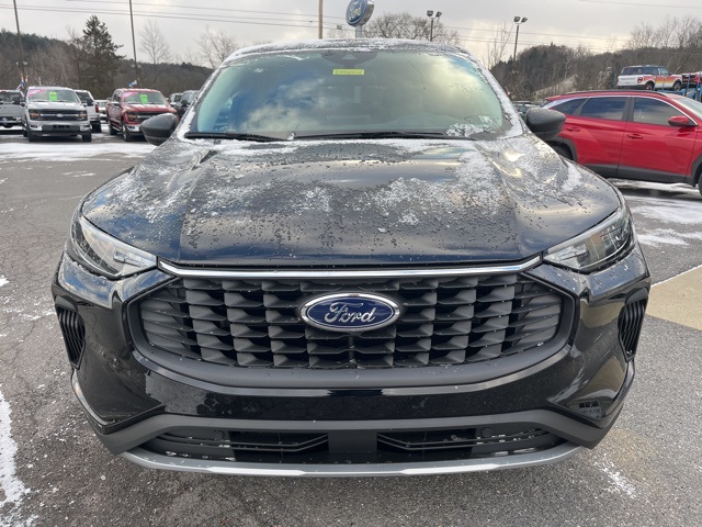 2025 Ford Escape Active photo 2