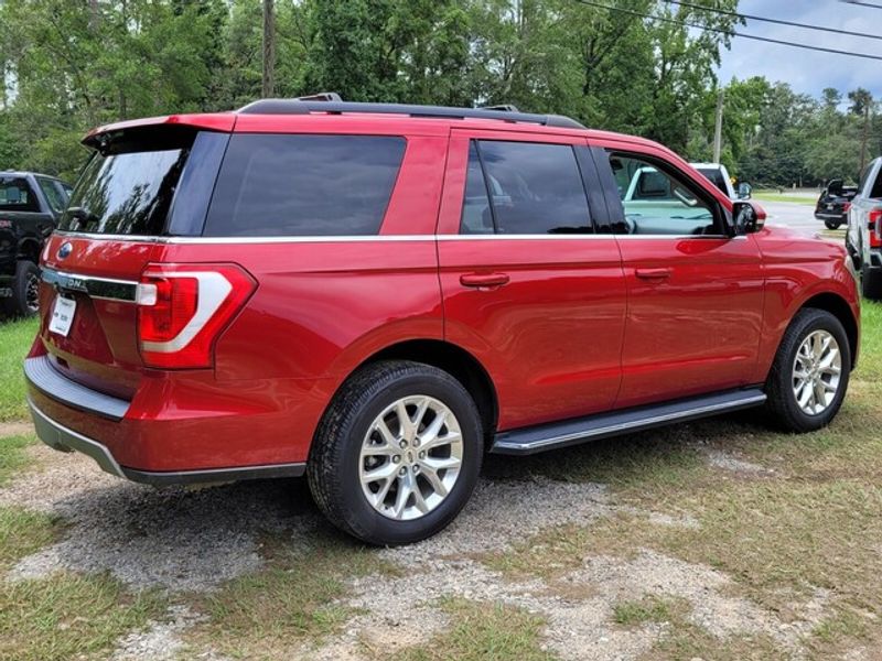 2021 Ford Expedition XLT photo 12