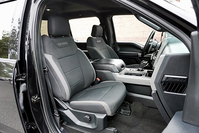 2020 Ford F-150 Raptor photo 13