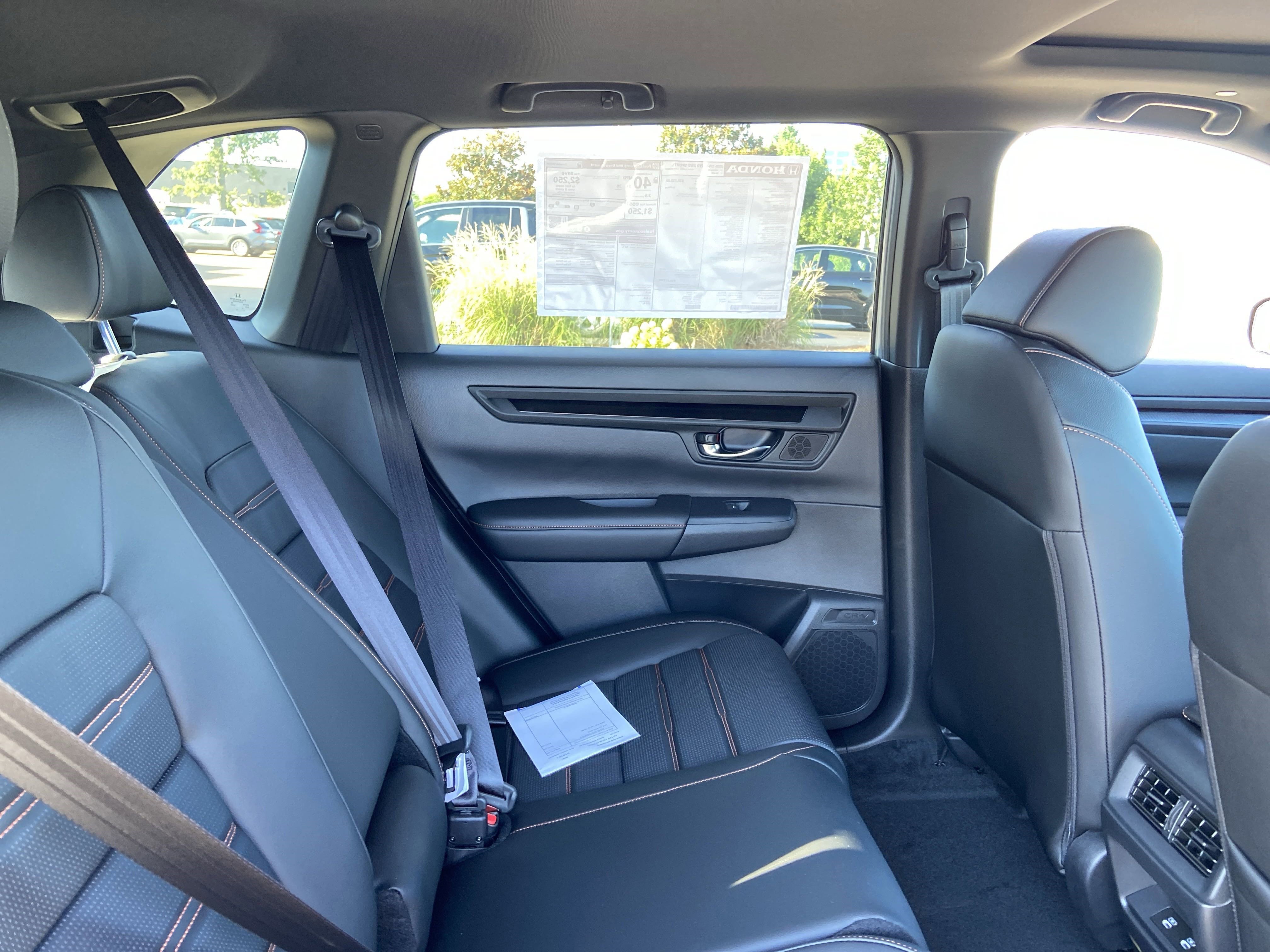 2026 Honda CR-V Hybrid Sport-L photo 16