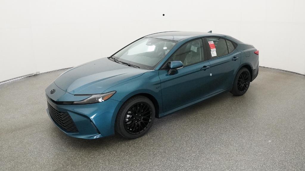 2026 Toyota Camry LE's photo