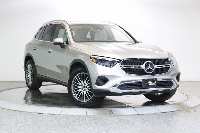 2024 Mercedes-Benz GLC GLC 300's photo
