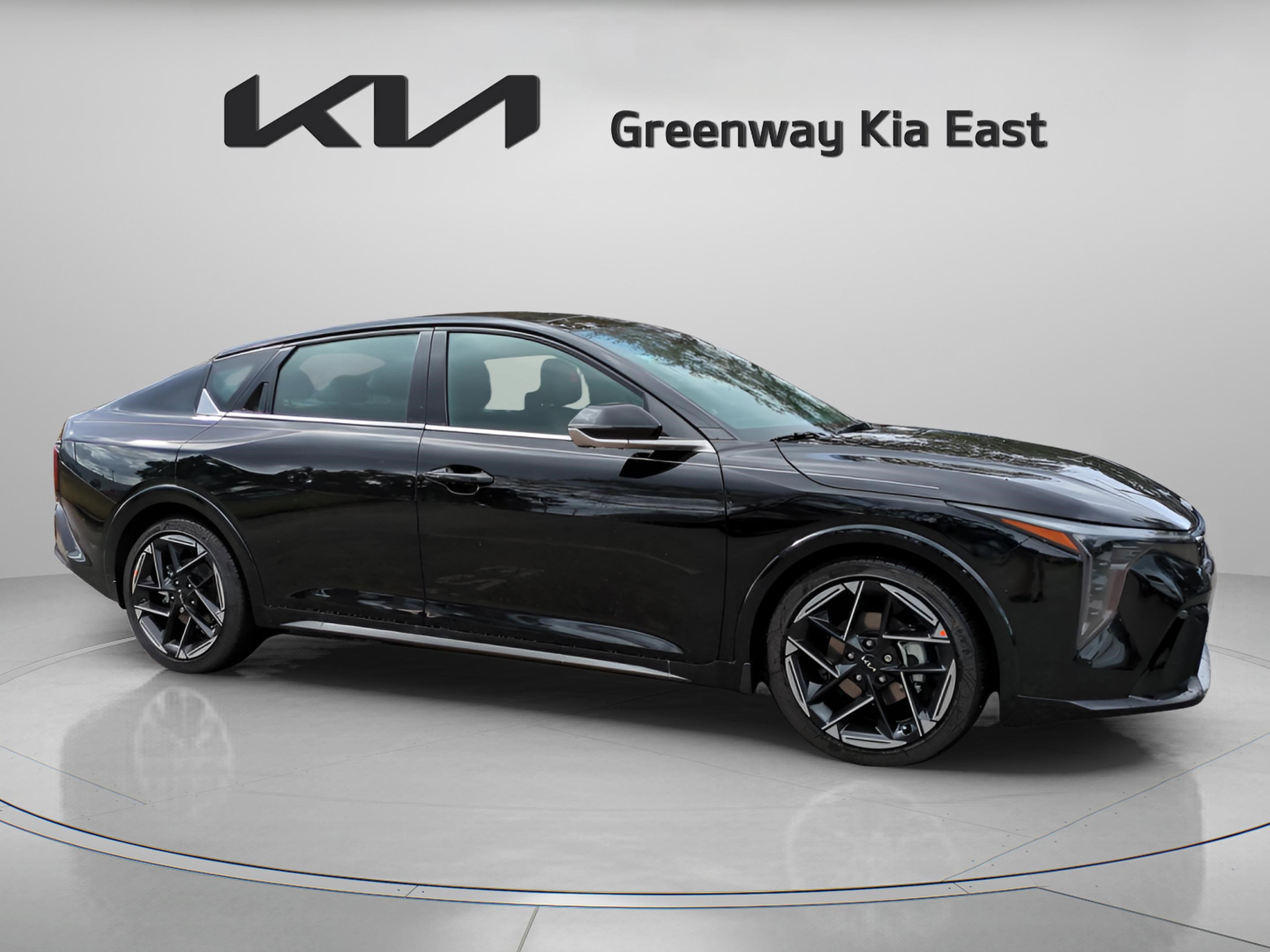 2025 Kia K4 GT-Line's photo