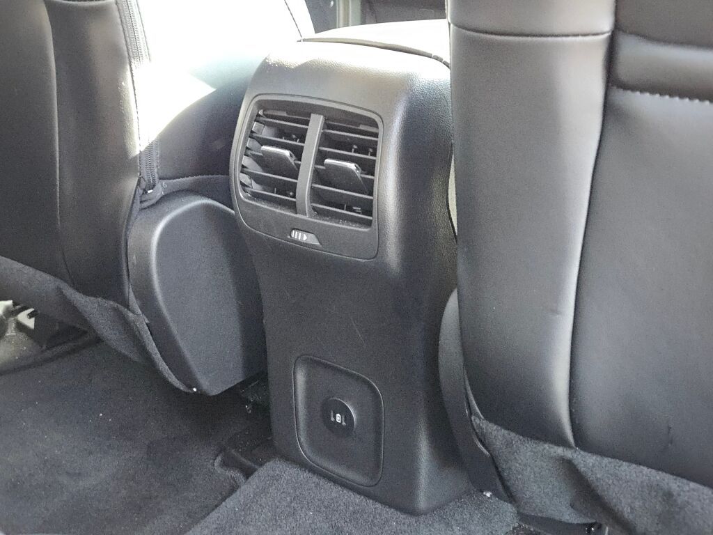 2024 Ford Escape Plug-In Hybrid Base photo 9