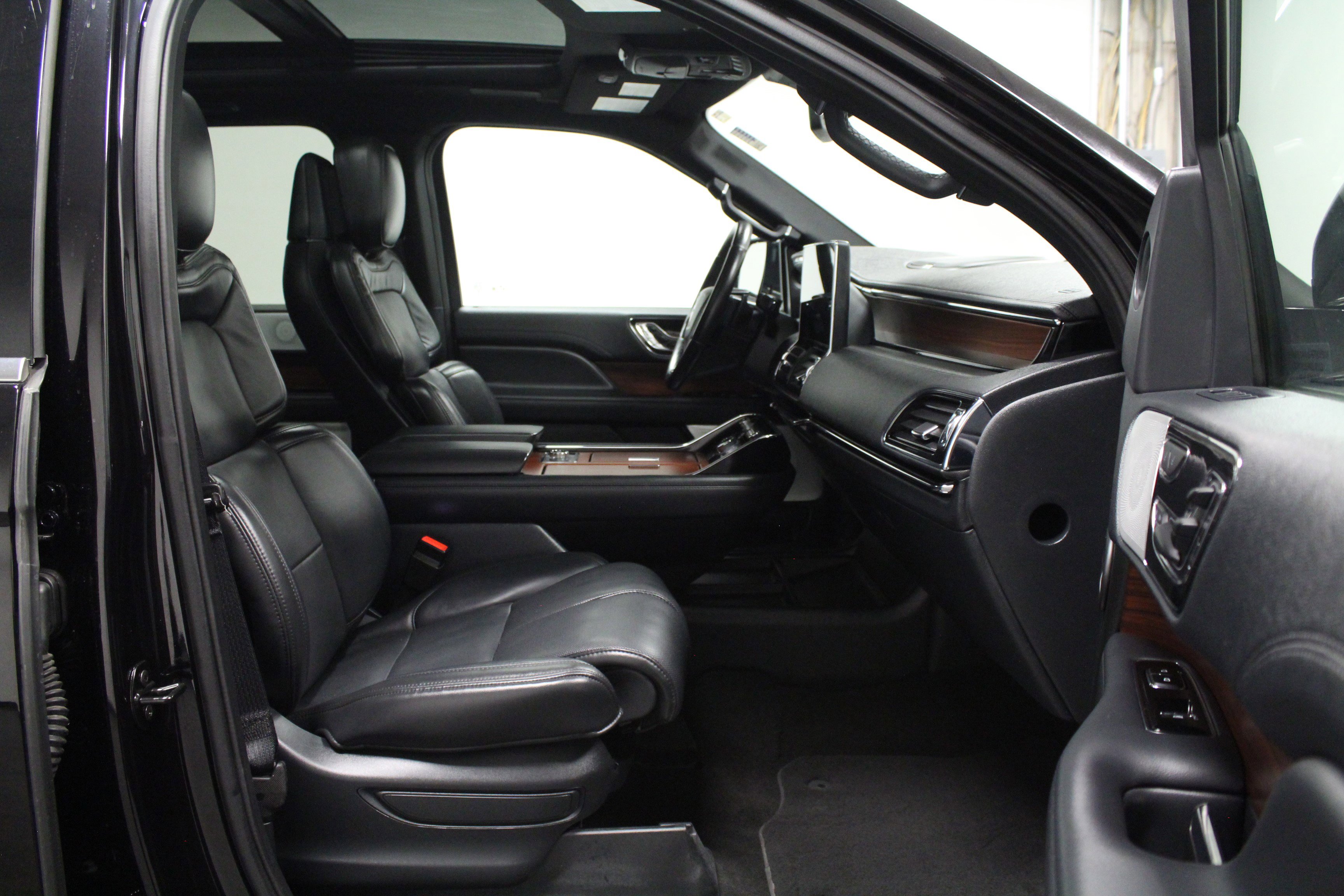2023 Lincoln Navigator L Reserve photo 15