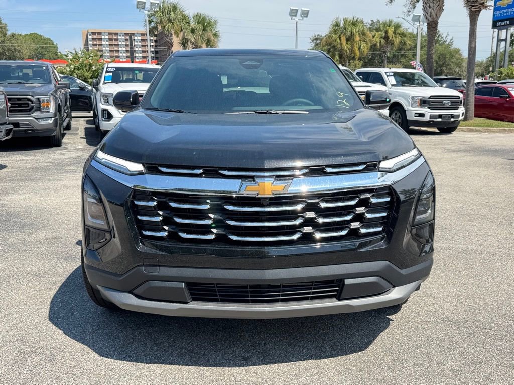 2026 Chevrolet Equinox LT photo 2