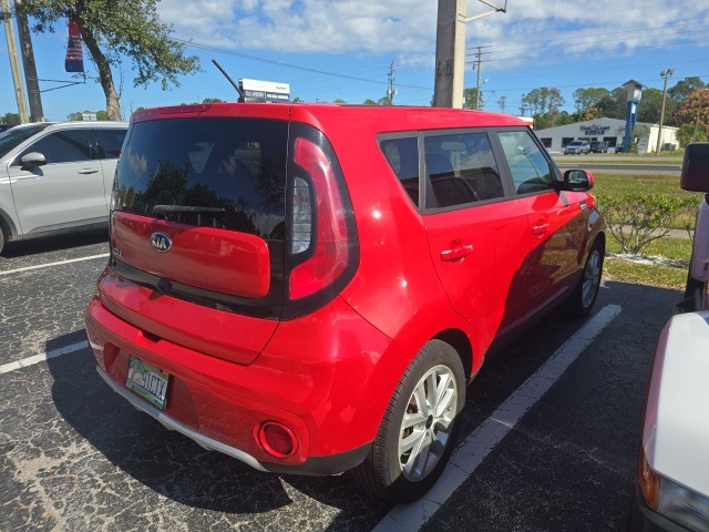 2017 Kia Soul Plus photo 4