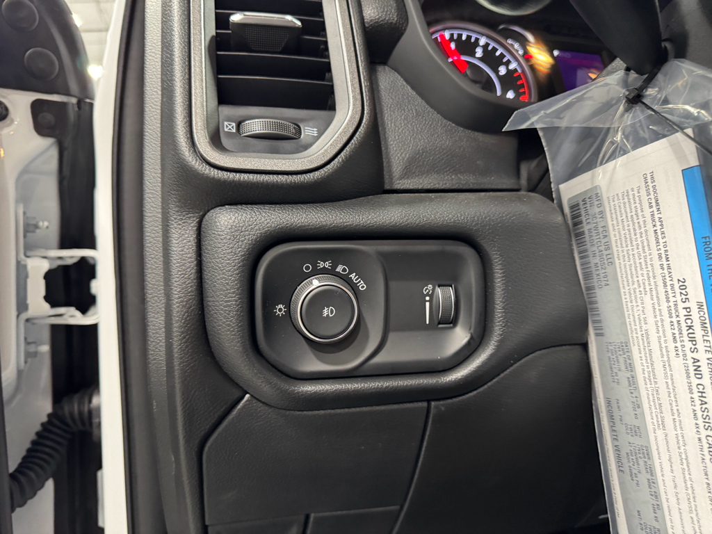 2025 Ram 3500 Tradesman photo 22