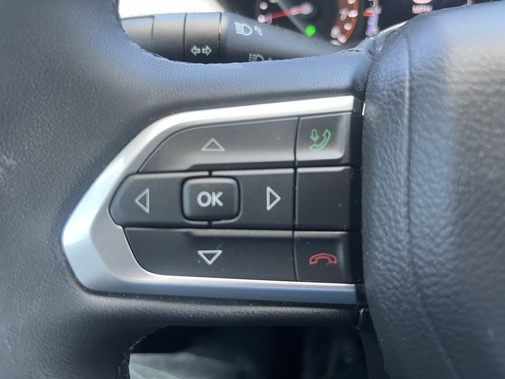 2025 Jeep Compass Latitude photo 16
