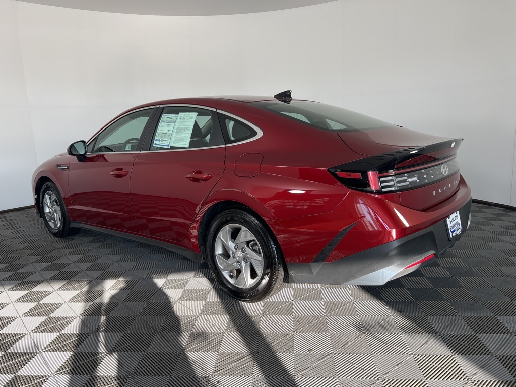2025 Hyundai Sonata SE photo 8