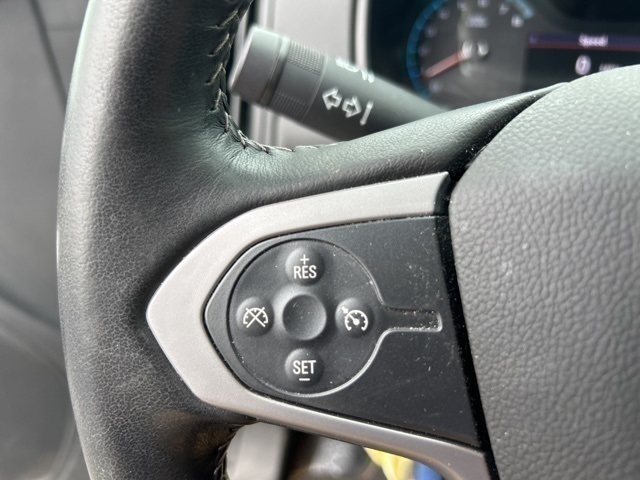 2022 Chevrolet Colorado LT photo 12