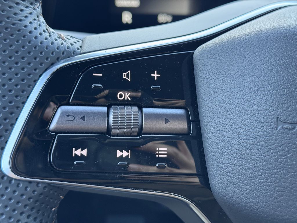 2024 Nissan ARIYA Engage photo 16
