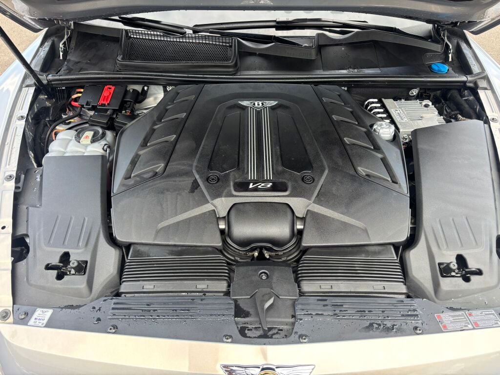 2019 Bentley Bentayga V8 photo 10