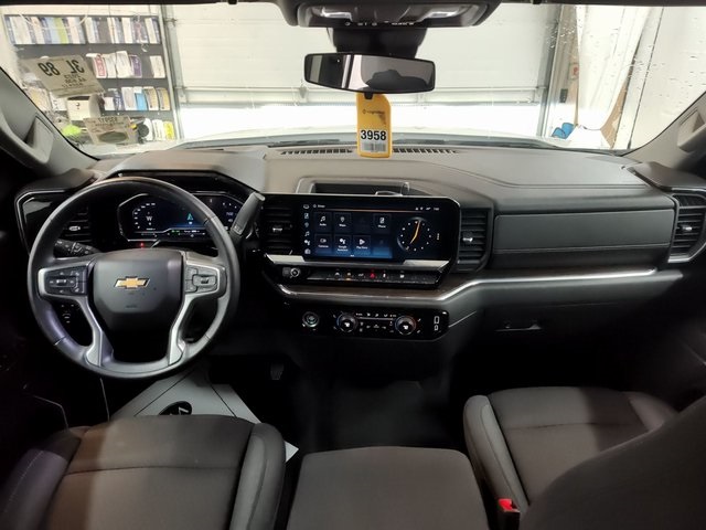 Image 6 of Pre-Owned 2023 Chevrolet Silverado 1500 LT