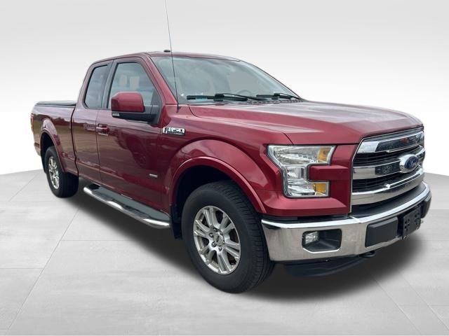 2016 Ford F-150 Lariat photo 2