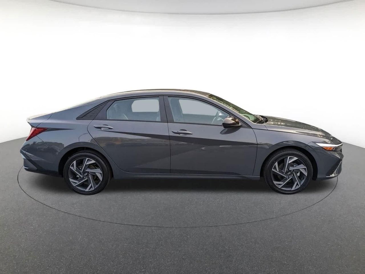 2025 Hyundai Elantra Hybrid SEL Sport photo 3