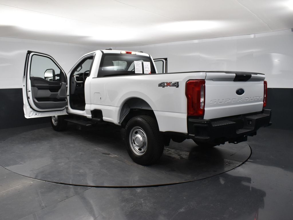 2024 Ford F-250 photo 36