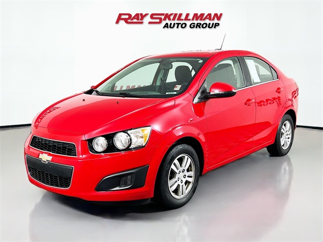 2015 Chevrolet Sonic LT photo 3